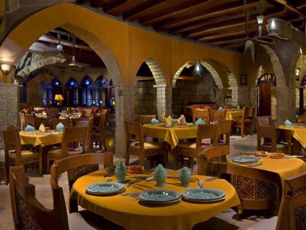 Al Nafoura Libanees Restaurant foto