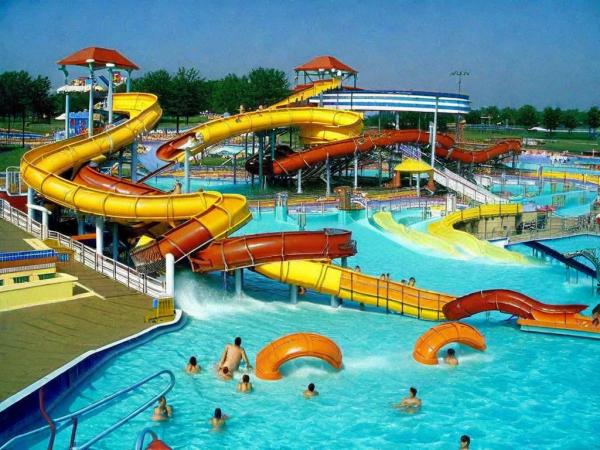 Waterpark "Water World" foto