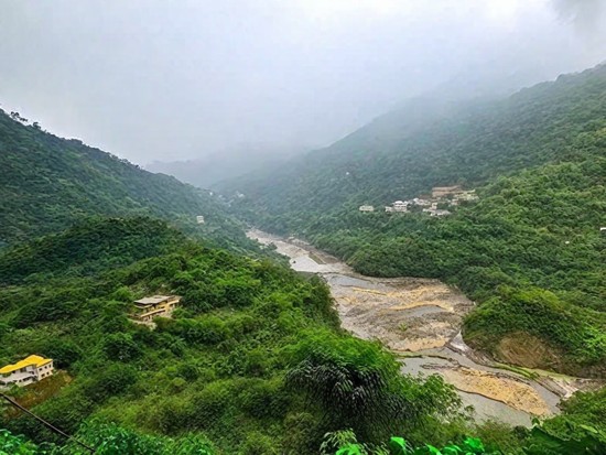 Akhtala foto
